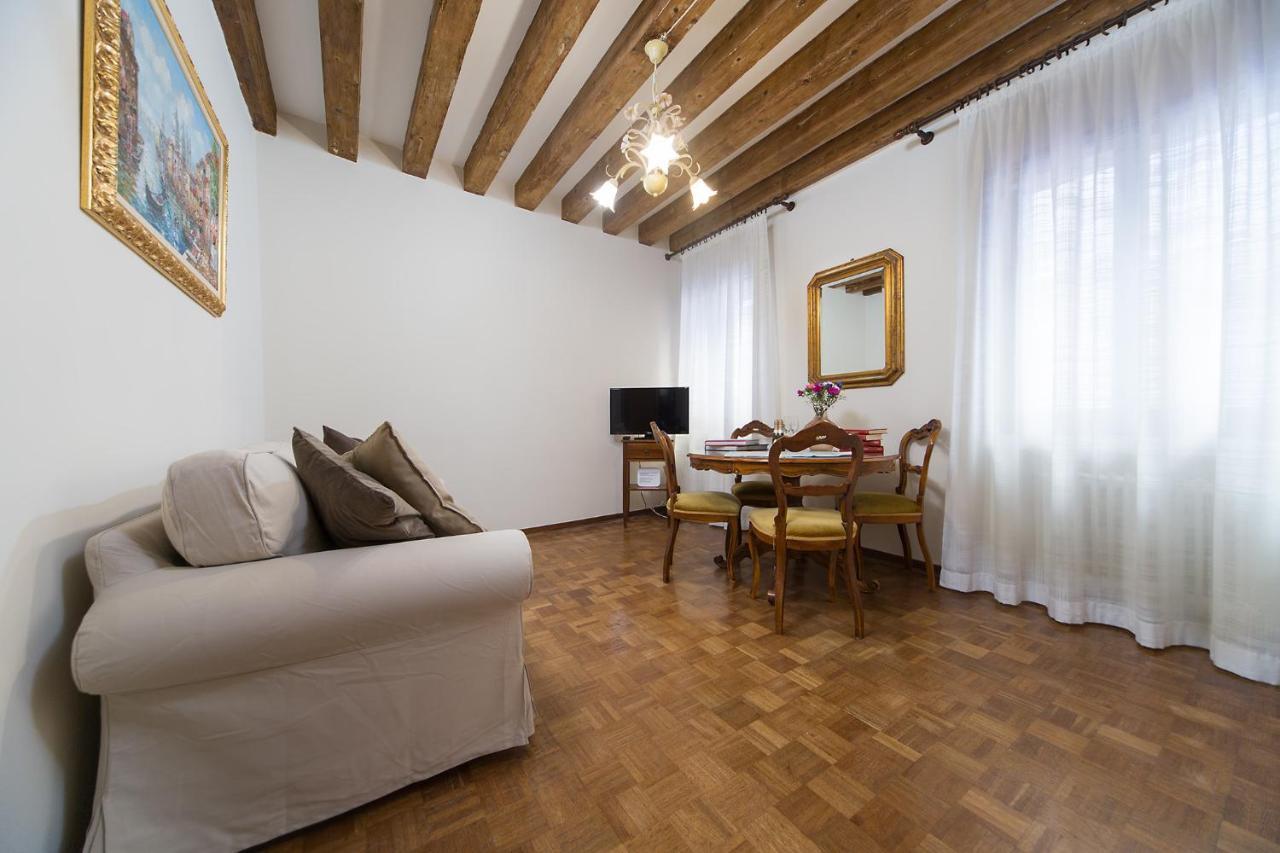 At 2 Minutes From San Marco Square Appartement Venetië